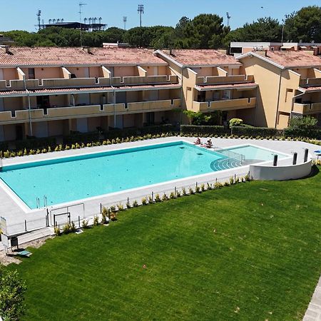 Villaggio Selene Бибионе Екстериор снимка